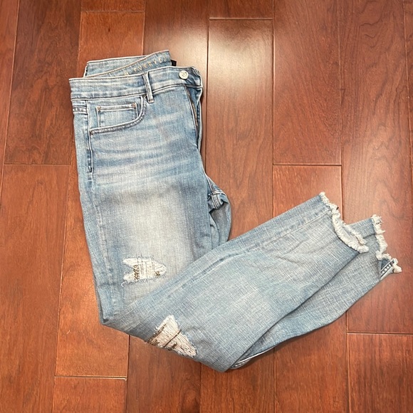 White House Black Market Jeans Whbm High Rise Curvy Deconstructed